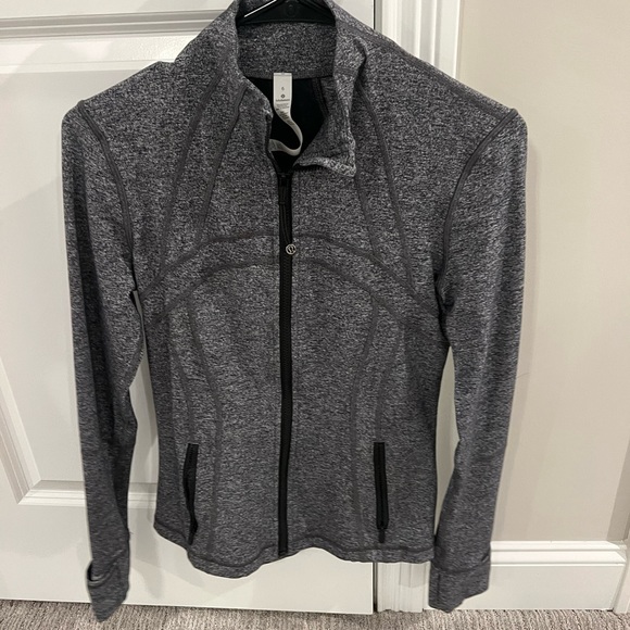 lululemon athletica Jackets & Blazers - Lululemon define jacket. size 6